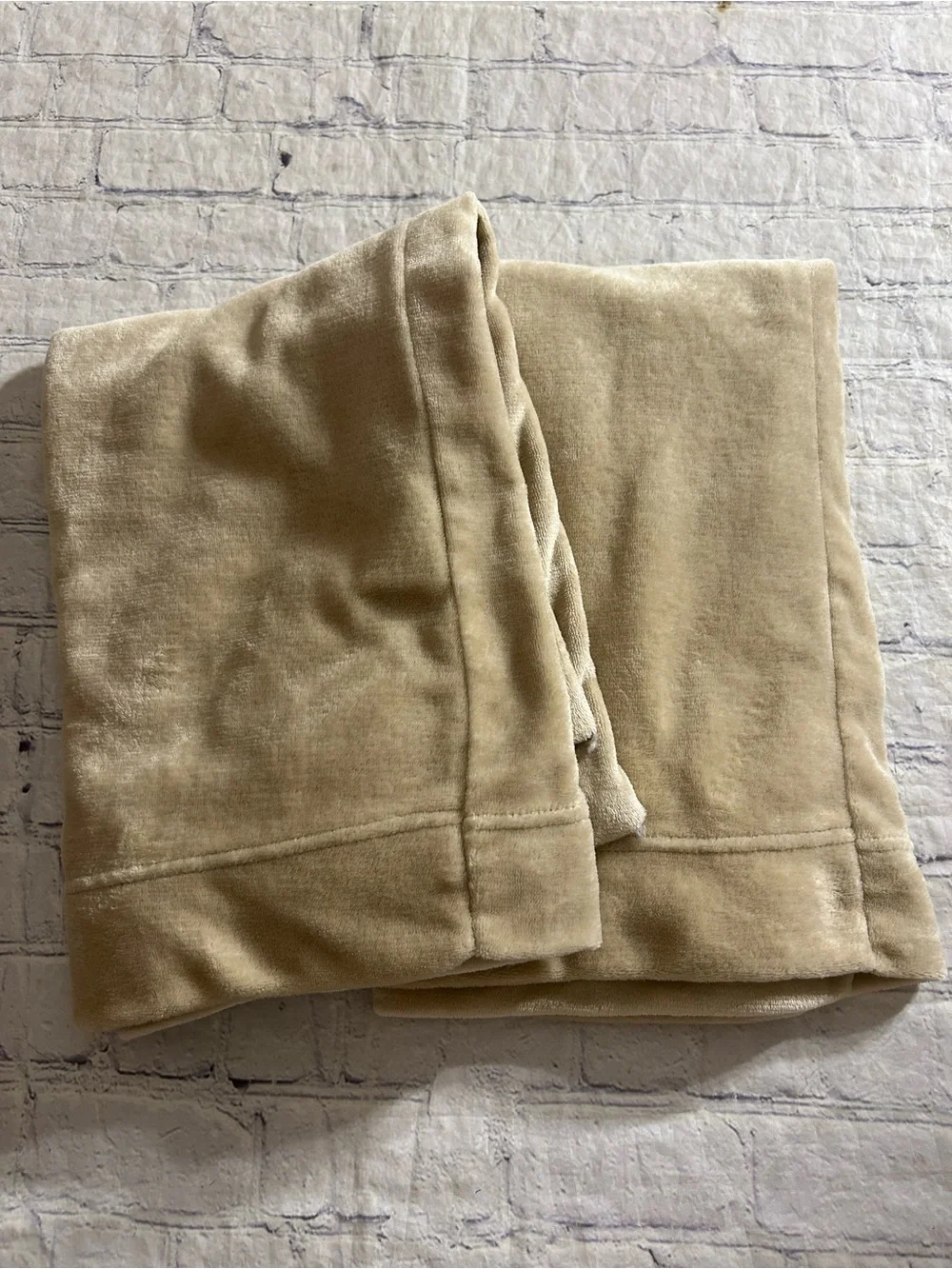 CUDDL DUDS STANDARD/QUEEN POLYESTER NEURAL TAN SOFT (2) PILLOW CASES